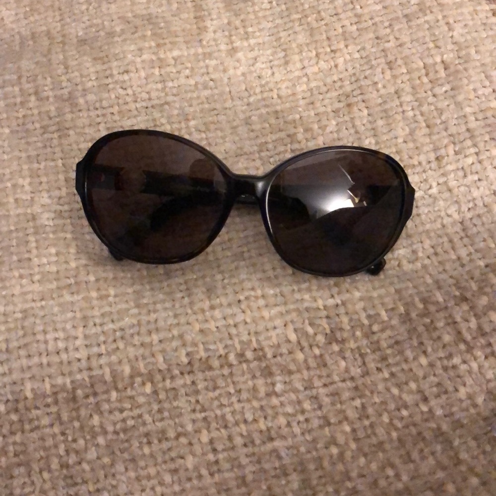 Authentic Oval Chanel Sunglasses (Like New)
